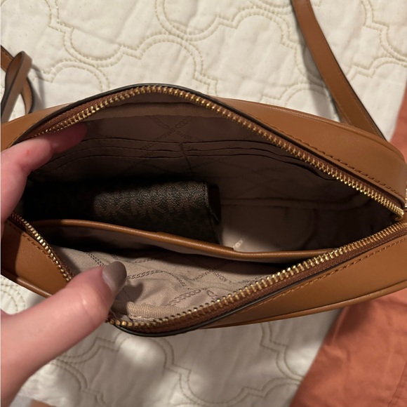 NEW Michael Kors Purse + Wallet - Picture 6 of 6